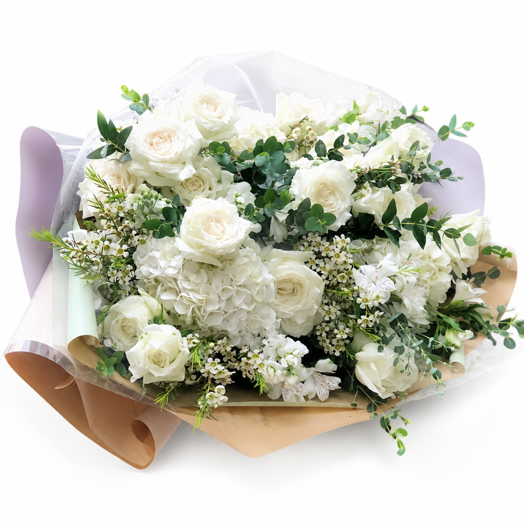 Snowy Romance Bouquet white studio